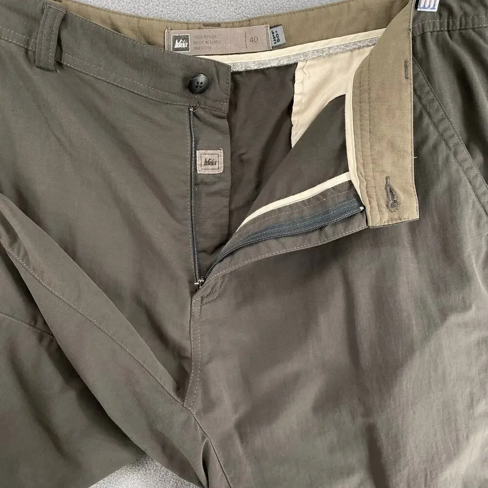 REI Co Op Hiking Shorts Mens 40 Gray UPF Outdoor Cargo Nylon Gorpcore Zip Pocket